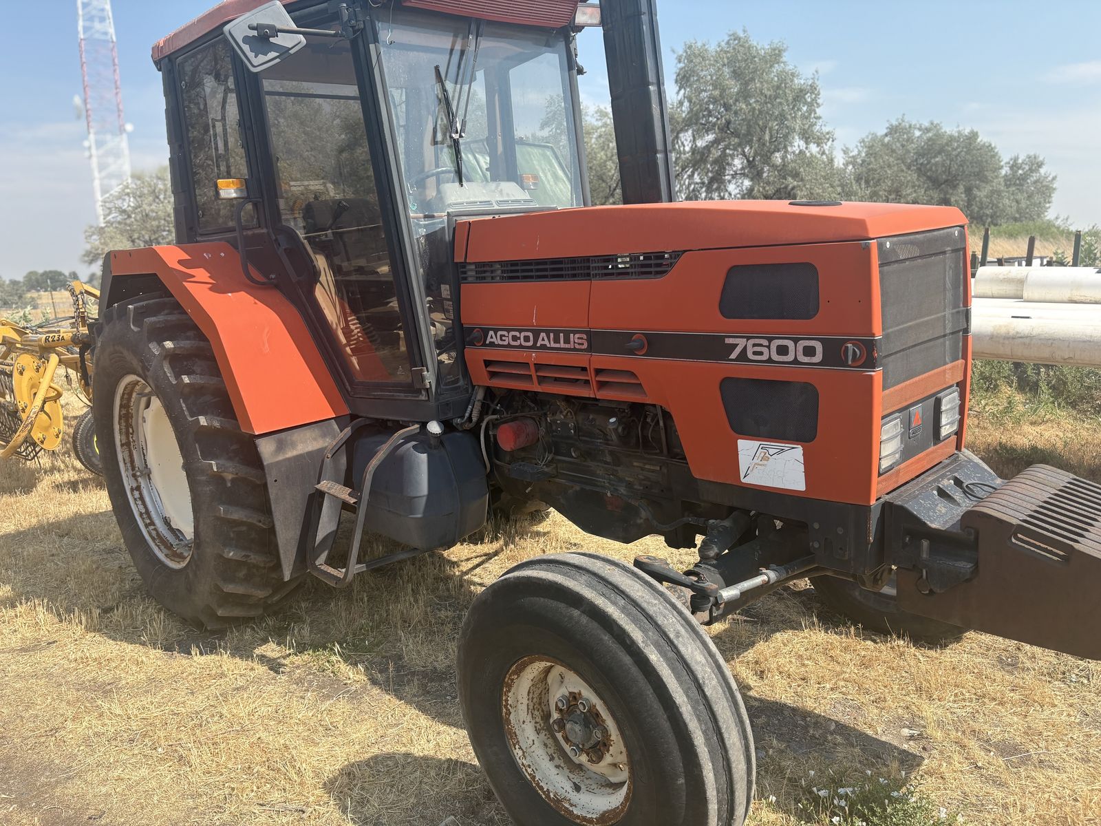 Tractor 