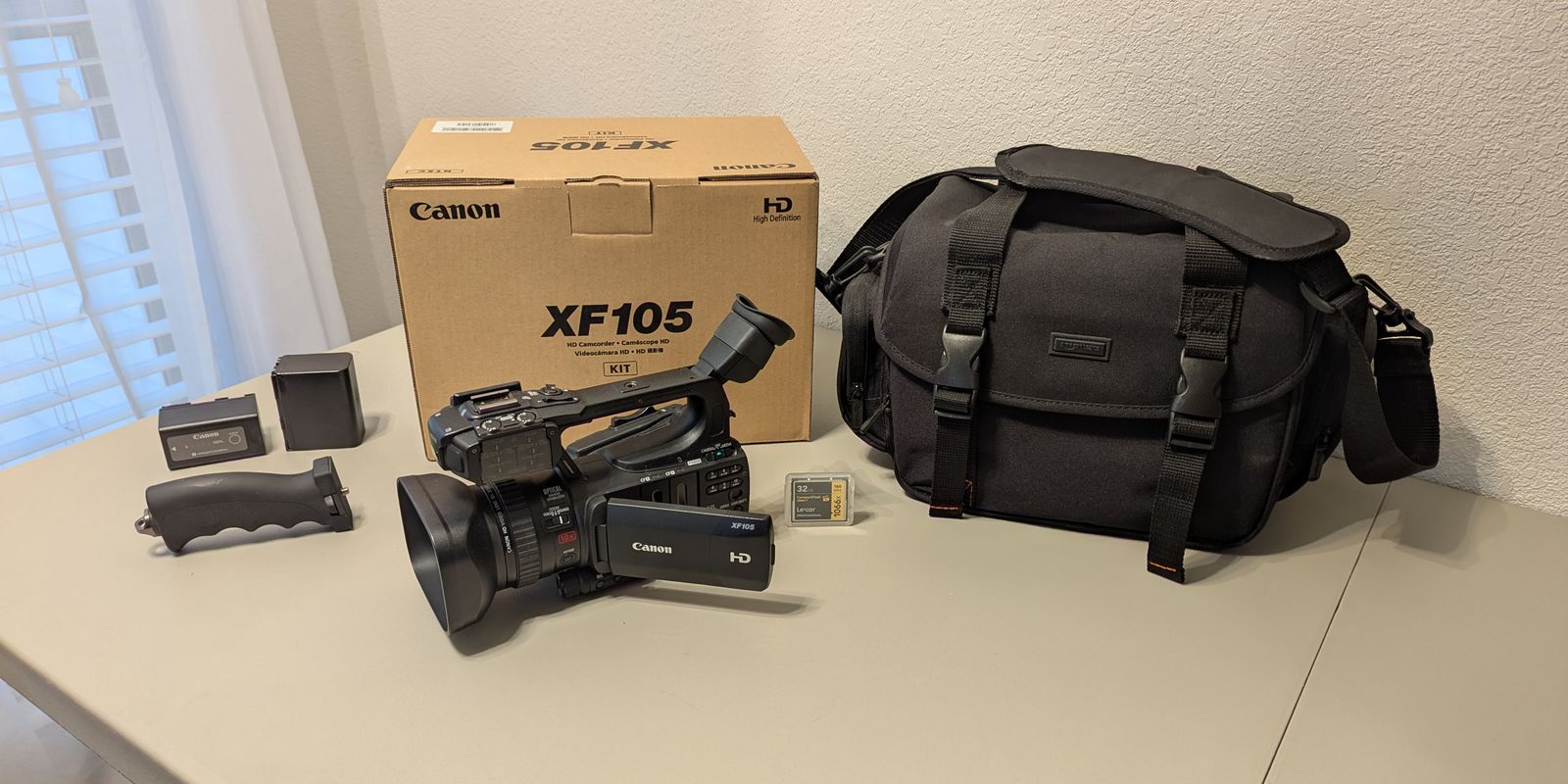 Canon XF105 full HD video camera 1920x1080