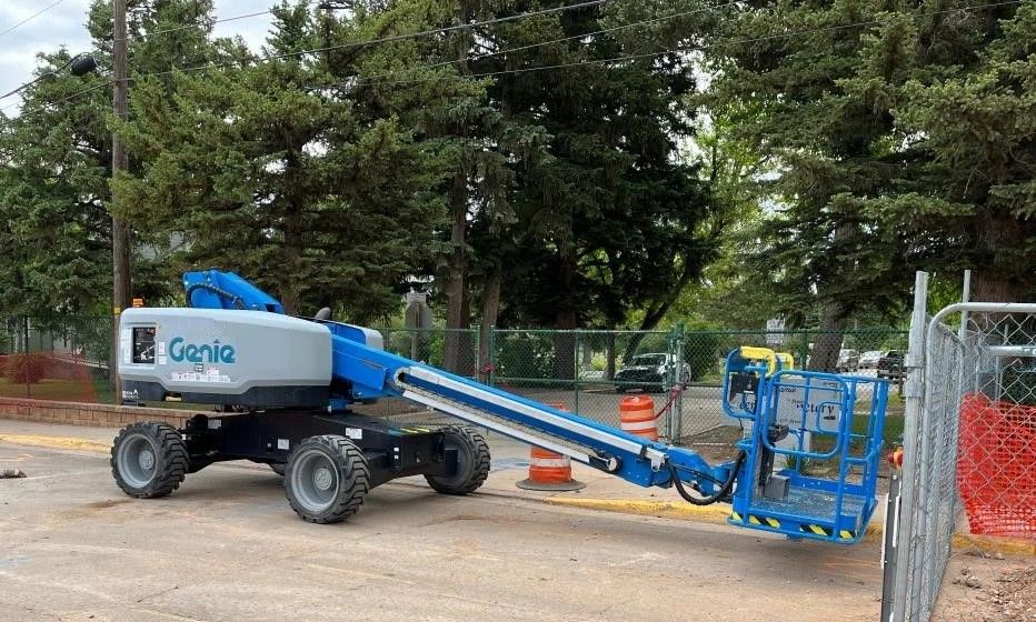 2019 Genie Z40XC Boom Lift