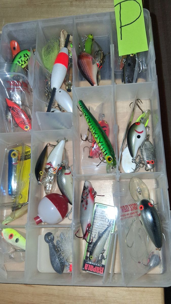 FISHING LURES AND WEIGHTS "P"