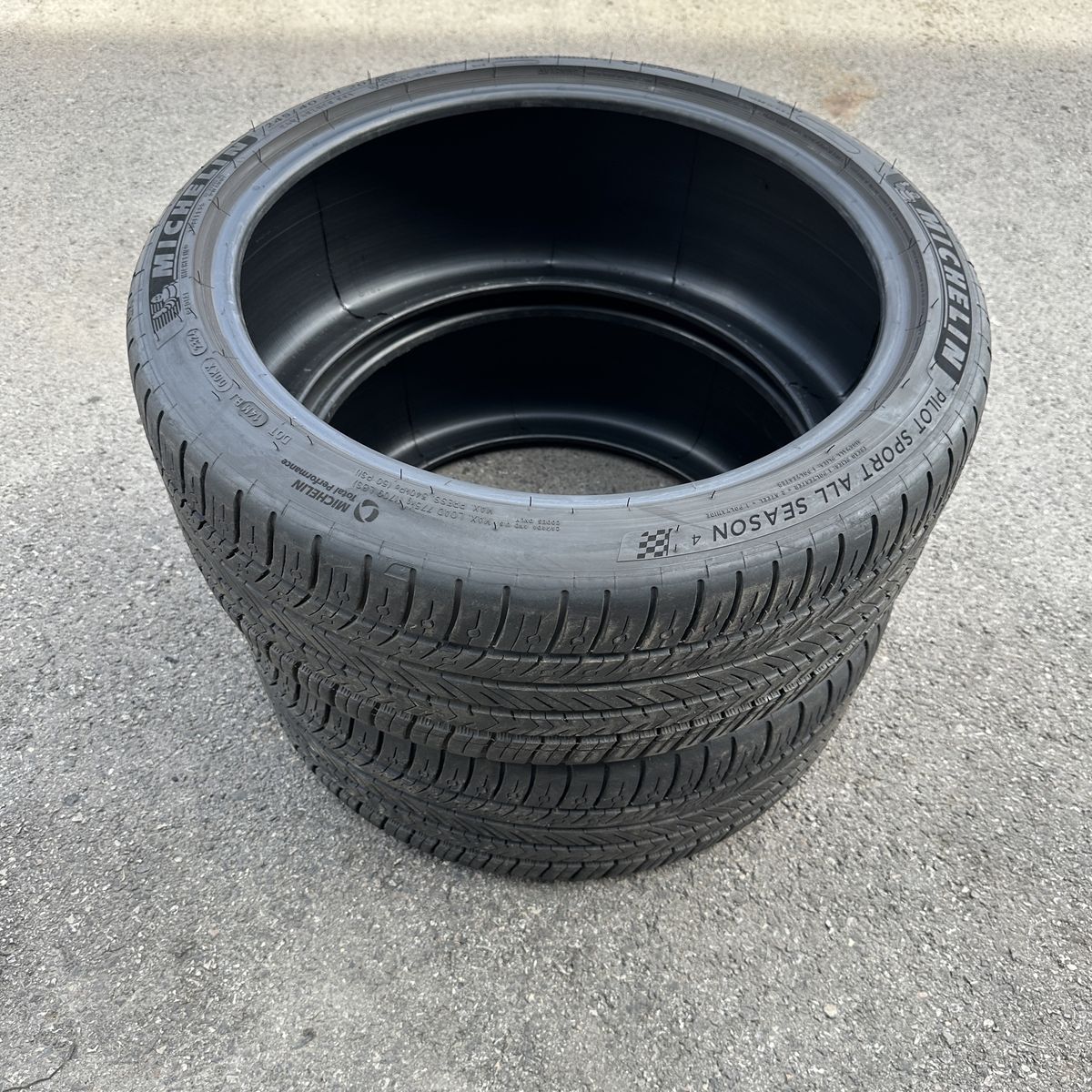 2 245/40ZR20 Michelin Pilot Sport 4 245/40R20 9/32
