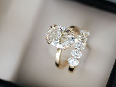 Brand new 4.06 carat engagement ring and wedding band