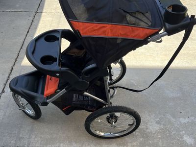 Baby trend jogging stroller