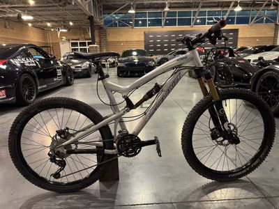 2014ish Santa Cruz Nomad Mountain Bike