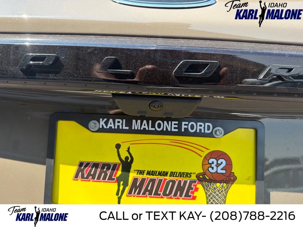 Main image 7