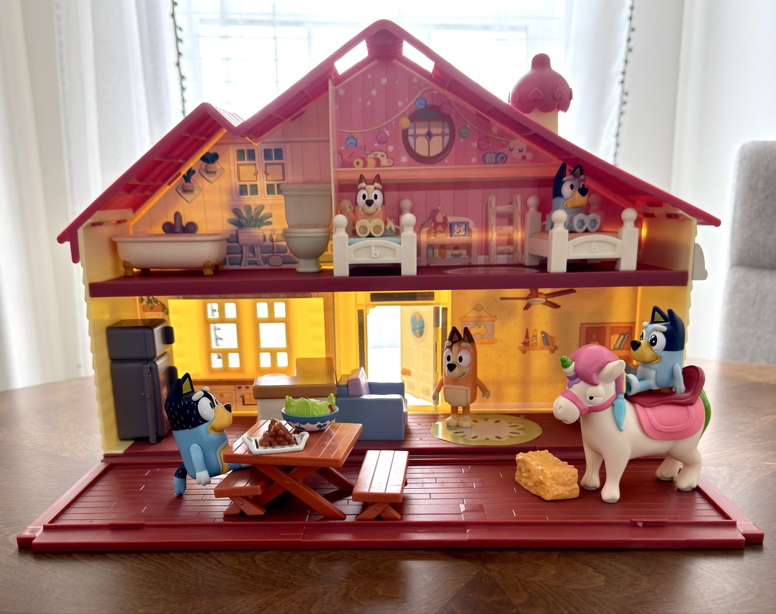 Bluey House Set and Unicorn