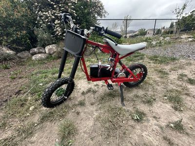 Razor sx500 Red electric dirt bike for kids