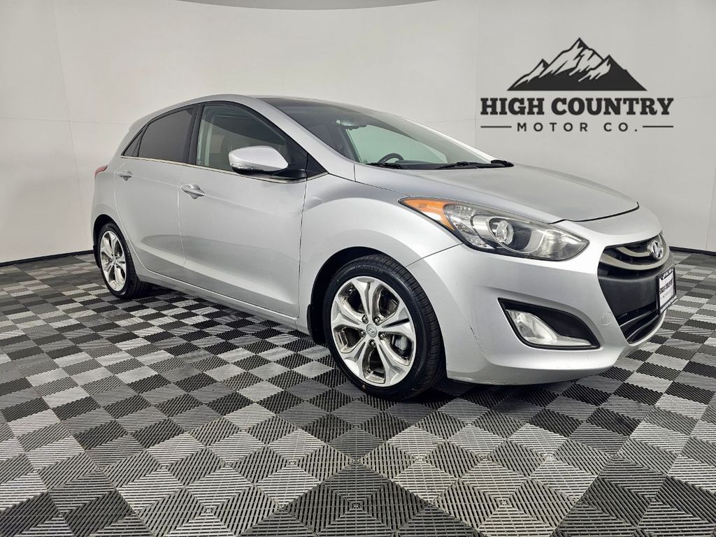 2013 HYUNDAI ELANTRA Base
