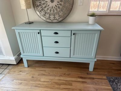 Hutch and Console
