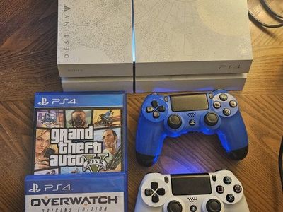 Sony PlayStation 4 PS4 Destiny Taken King Edition White Console Bundle w/ 2 Controllers & Games