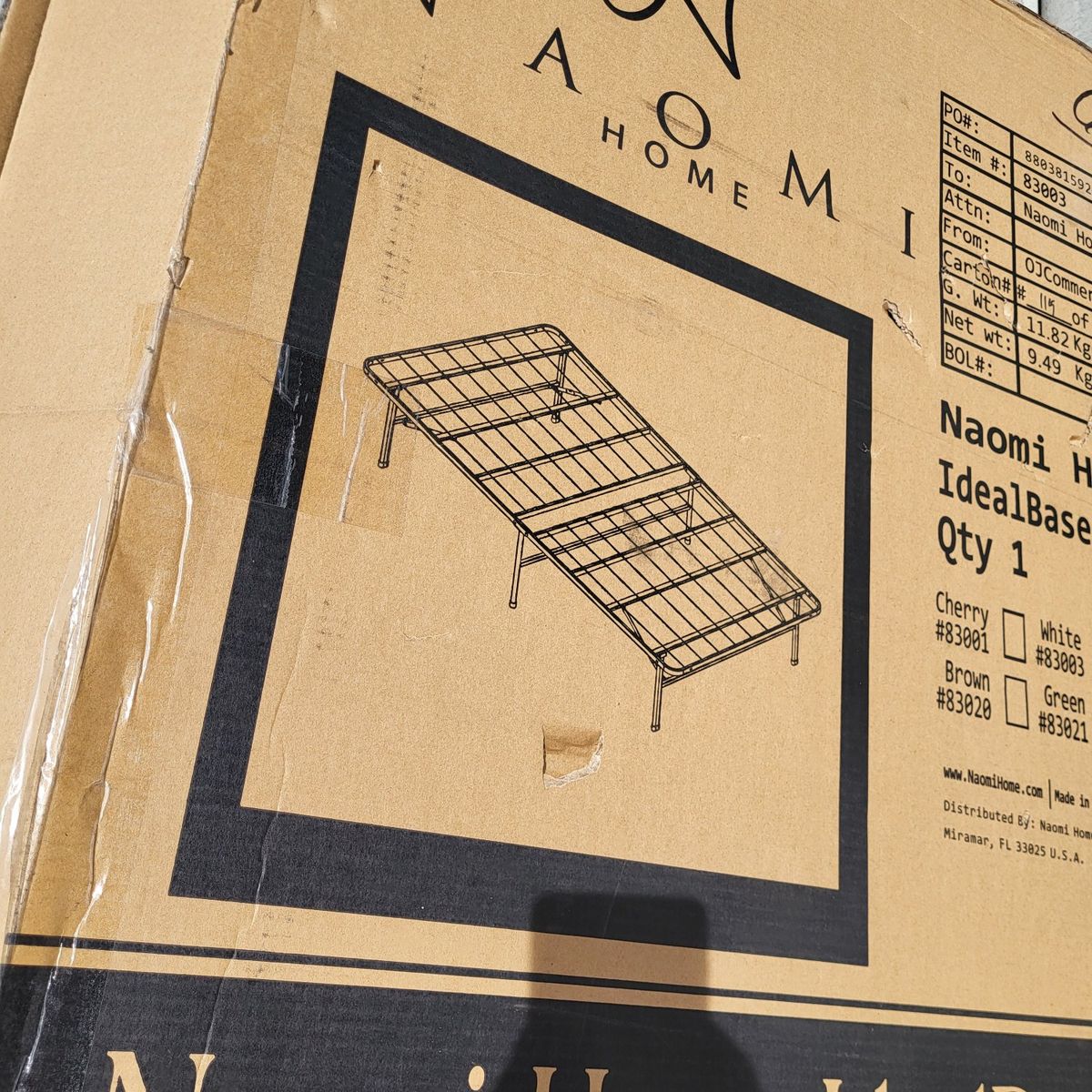 *Twin** White Metal Platform Bed Frame