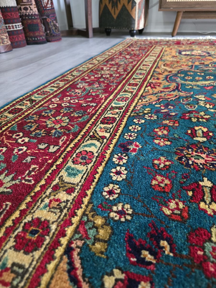 Main image 6