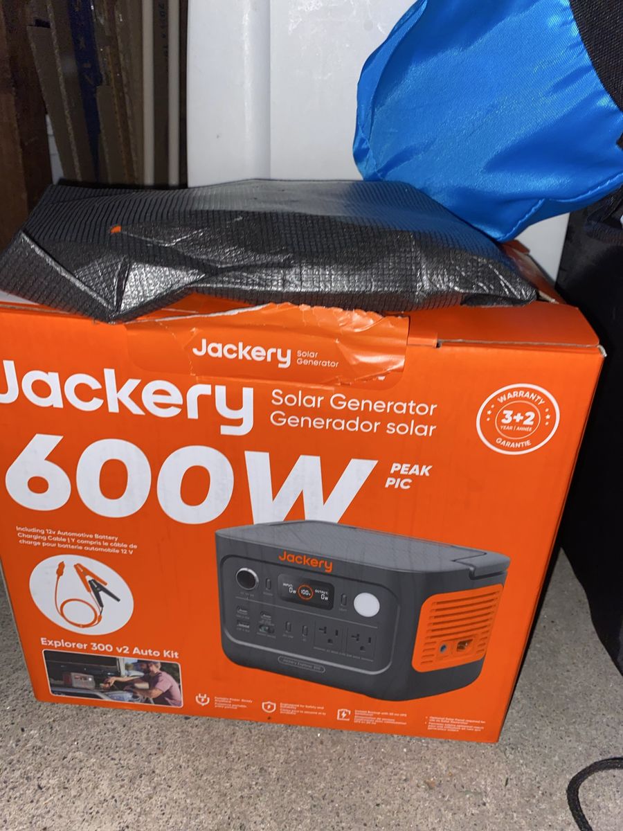 Jackery Explorer 300 v2 Auto Kit Portable Power Station 300W/600W Peak