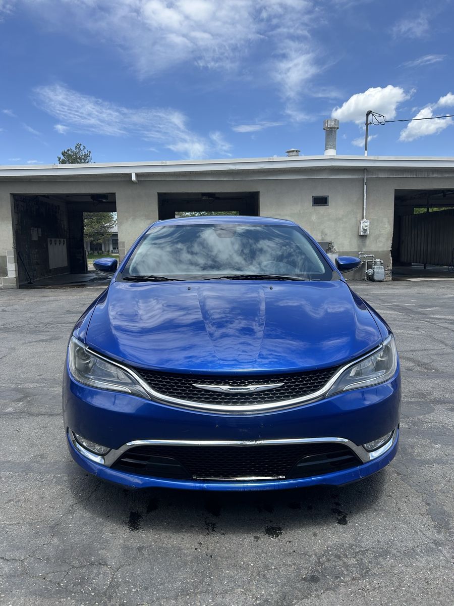 2015 Chrysler 200 