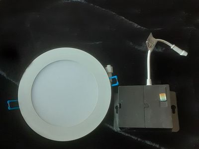6" LED Puck / Wafer / Down / can Lights with Five Selectable Temperatures
