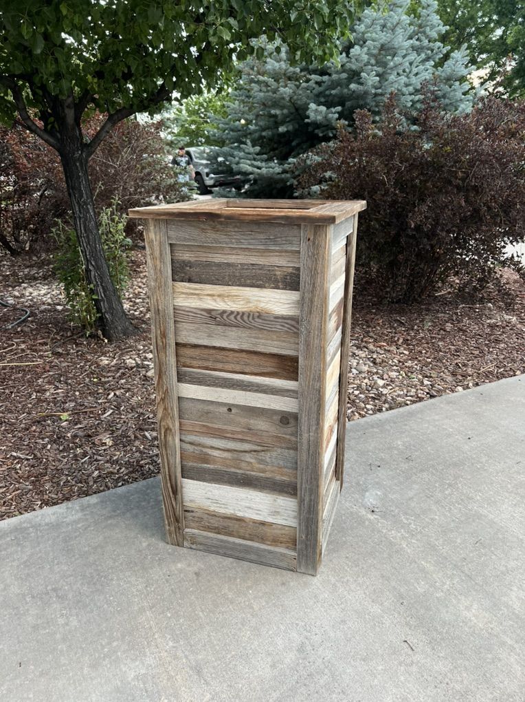 Main image 3