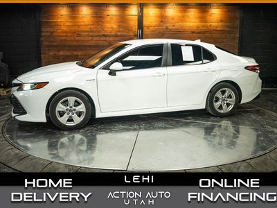2019 Toyota Camry Hybrid LE