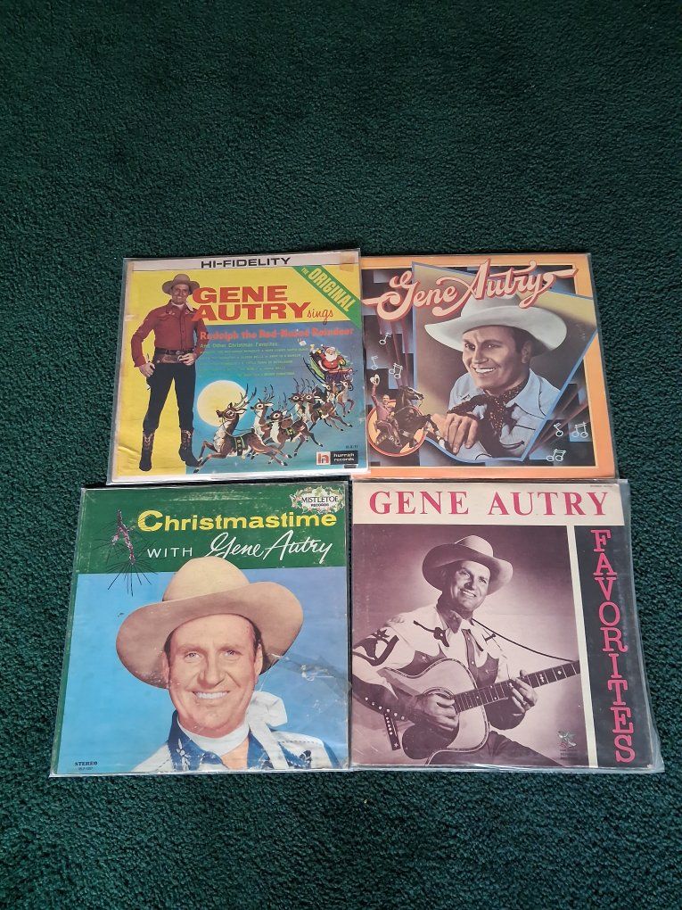 Gene Autry Vinyl Record Lot - Golden Hits, Rudolph, Favorites, Original - Country/Western Music