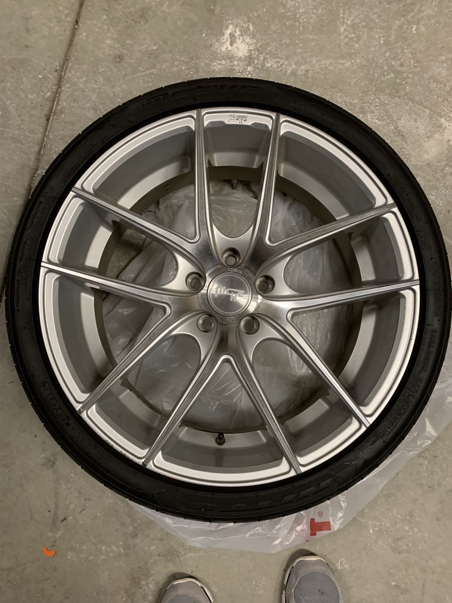 20” Niche Wheels and Tires for Infiniti G37
