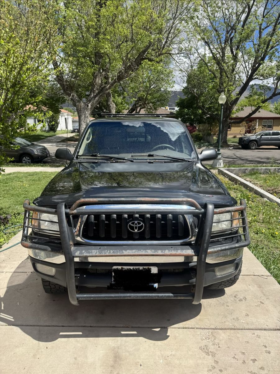2003 TOYOTA TACOMA SR5