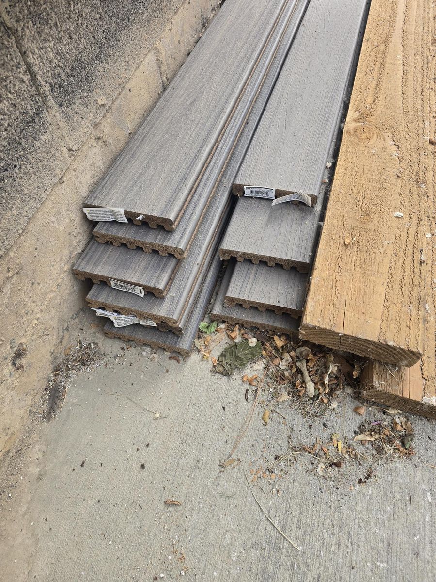 Trex boards (10) and  2x6x16 fir boards (2)