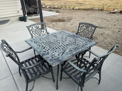 Cast Aluminum Patio Dining Set - Square Table & 4 Chairs - Distressed Grey Finish