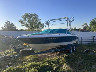 1996 SeaRay 210 BR Signature