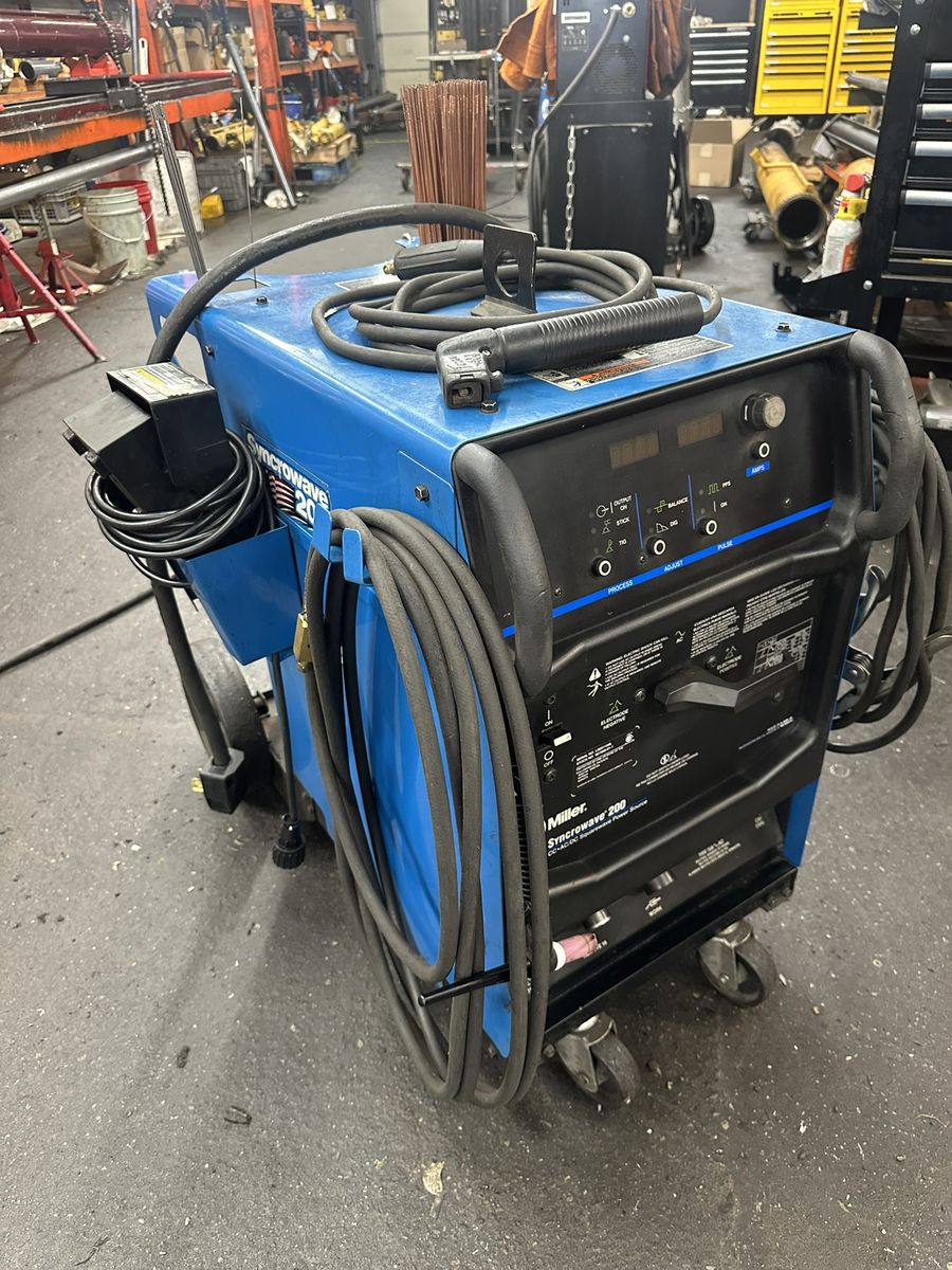 Miller Welder Syncrowave 200 - tig - stick