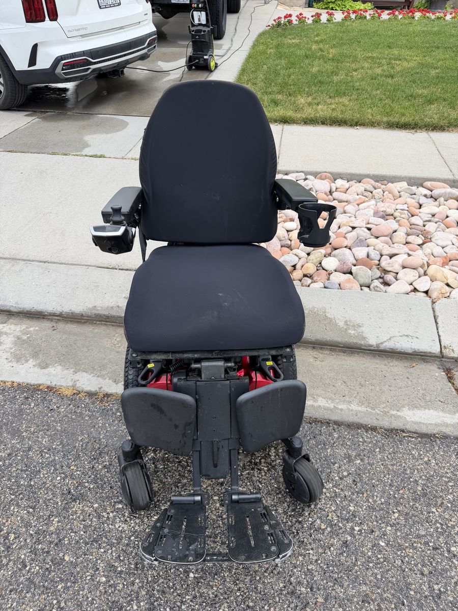Quantum Edge 3 Stretto Power Wheelchair - Red, Black, Cup Holder, USB, Joystick Control