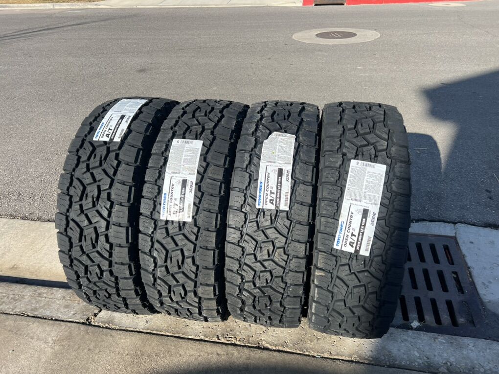 37x12.50R17 toyo at 3 10 ply new tires