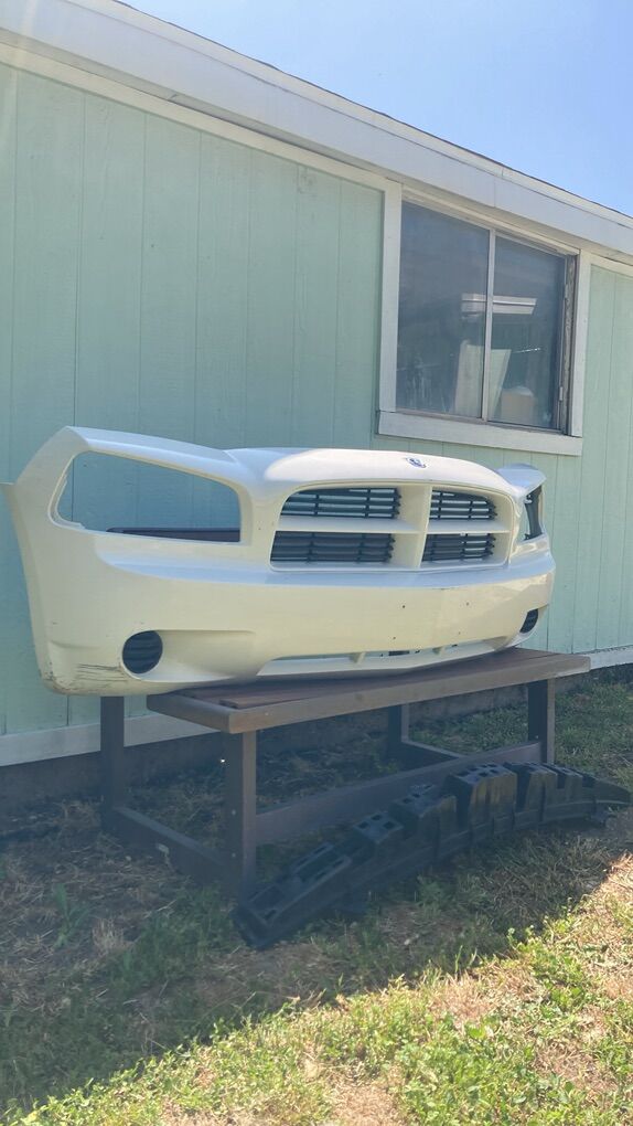 2006-2010 Dodge Charger front bumper/grill