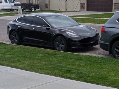 2019 Tesla Model 3 Standard Range Plus