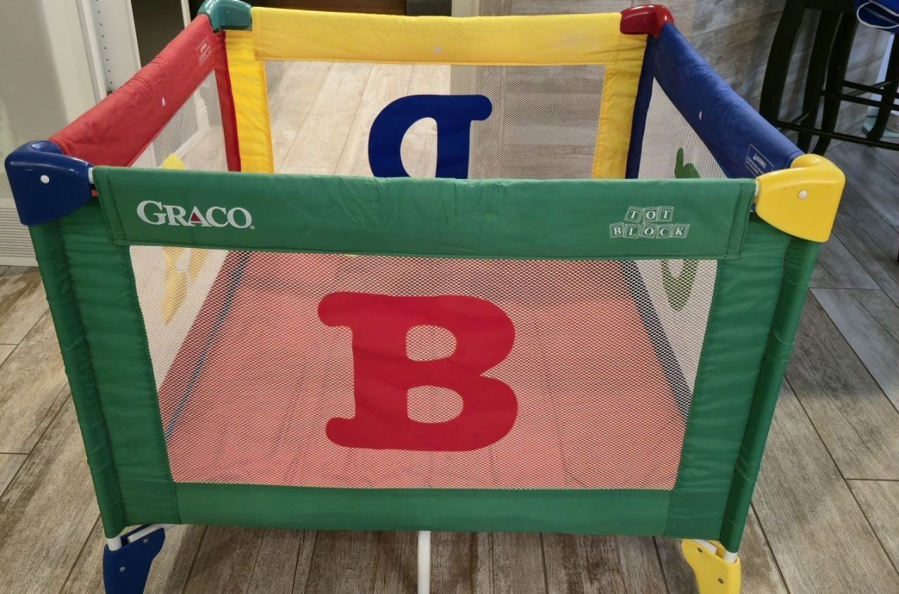 Vintage Graco Tot Block ABC Square Playard