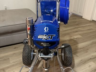paint Sprayer 1095 Graco XT
