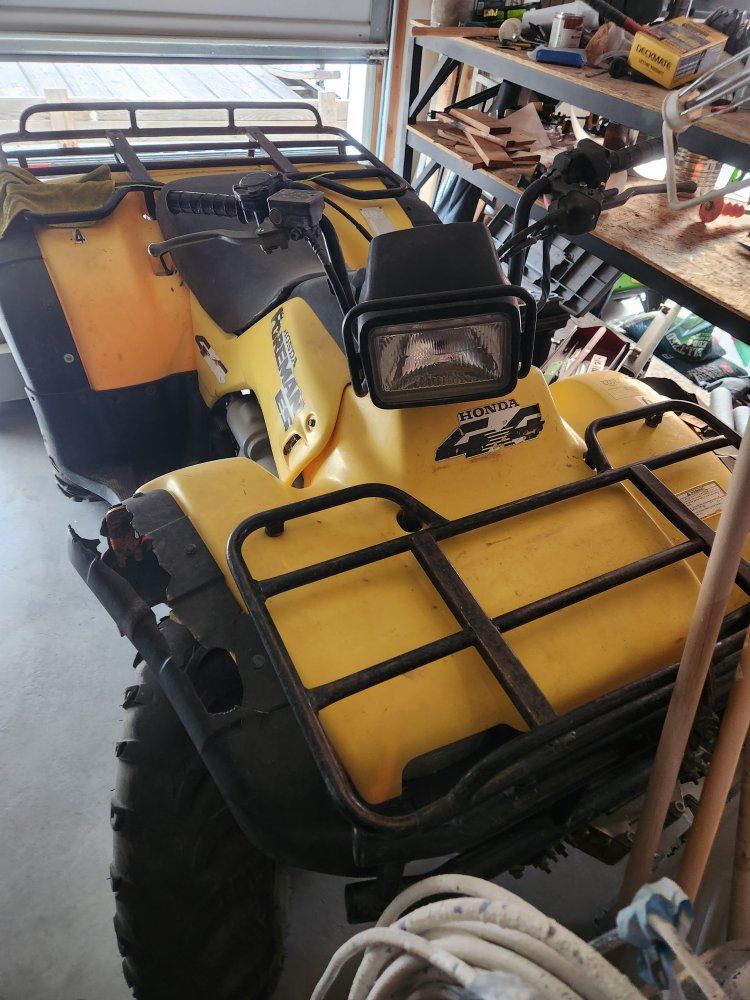 Honda Foreman ES 4x4 ATV - Yellow, Utility Quad