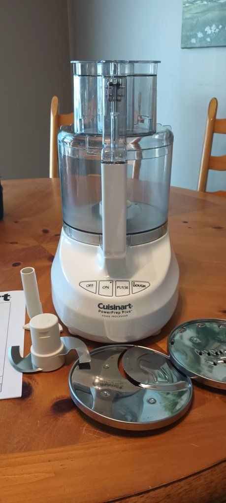 Cuisinart PowerPrep Plus 14- Cup Food Processor White with Discs and Blades