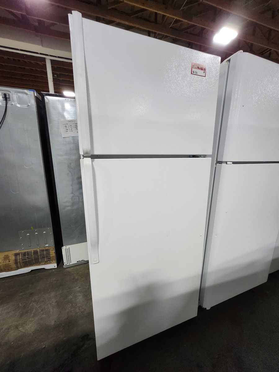 Great Roper White Top Freezer Refrigerator
