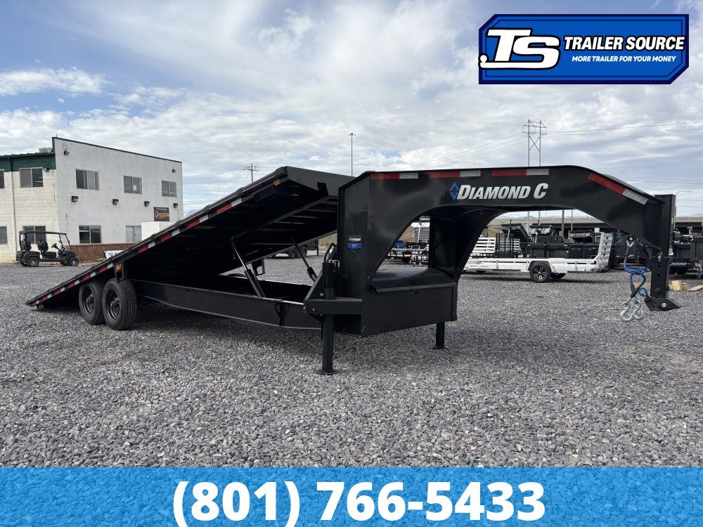 8.5x26 Diamond C DET-GN 210 Gooseneck Deckover Tilt Trailer - 23K GVWR - Hydraulic Jack(s)