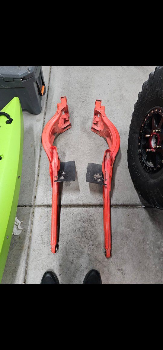 Can Am X3 rear trailing arms