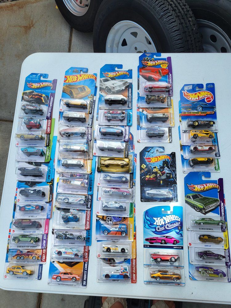 Hot Wheel Cars 1996 to 2023 Singles & Pkg. Cars***