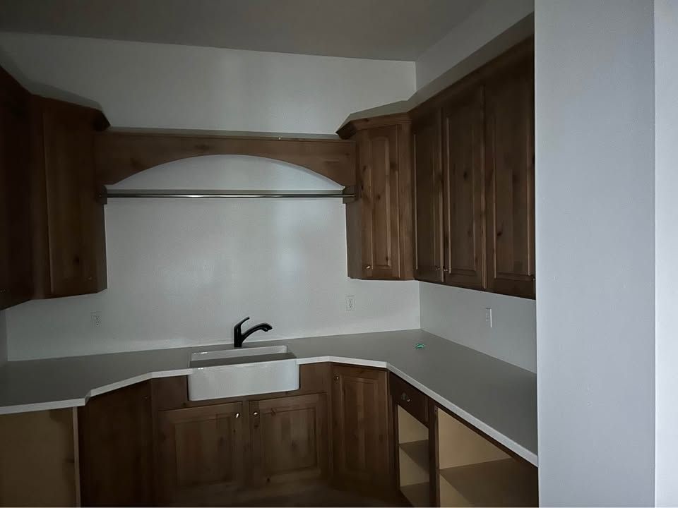 Main image 4