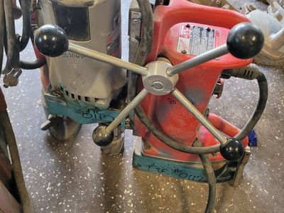 Milwaukee 4203 magnetic drill press