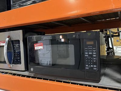 GE Black Countertop Microwave Oven - Excellent Condition