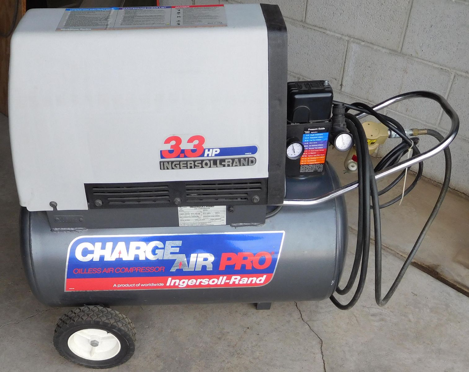 INGERSOLL RAND 3.3 HP 100 PSI 20 GAL 110 V PORTABLE AIR COMPRESSOR