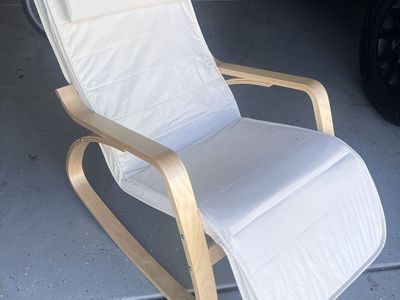 IKEA POANG Rocking Chair - Birch Veneer Frame with White Cushion