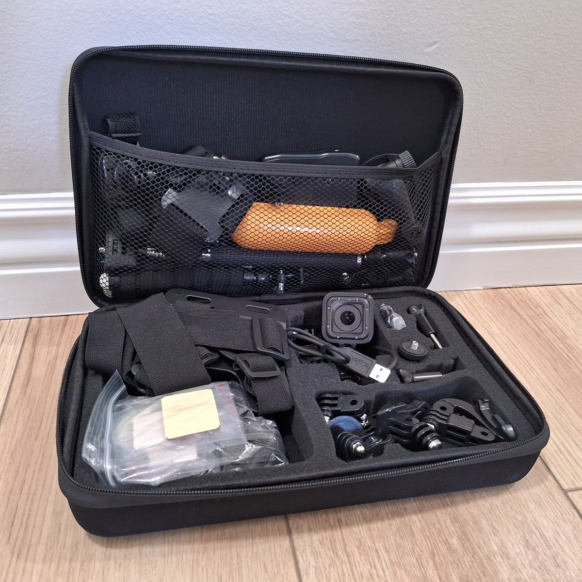 Go Pro Hero Session 5 w/ Case & 50+ Accessories