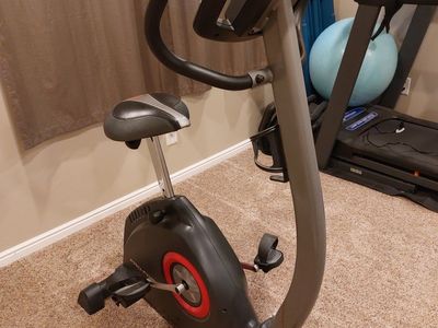 ProForm 450 UR Upright Exercise bike