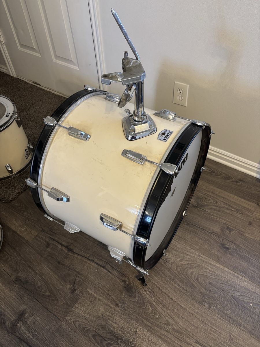 Tama drums