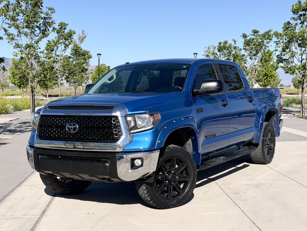 2018 Toyota Tundra SR5