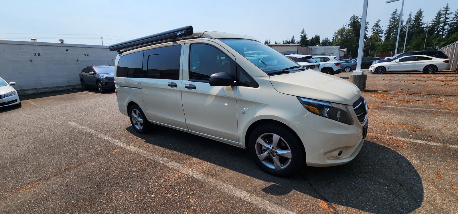 2023 Mercedes-Benz Metris Passenger